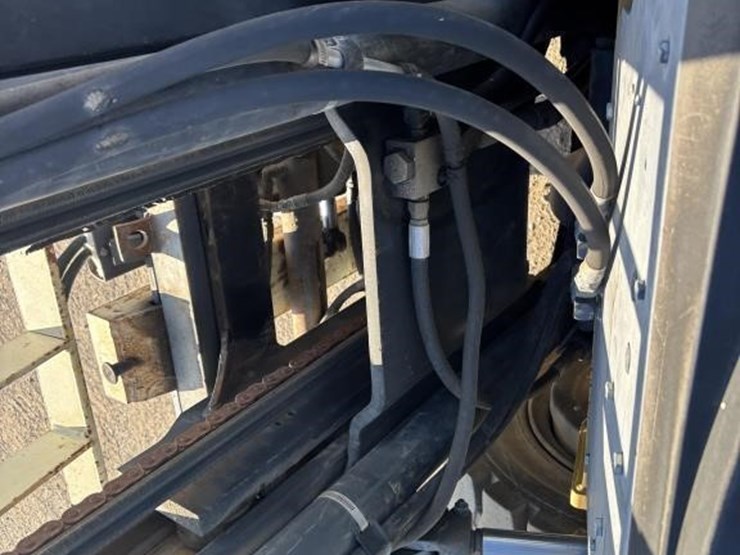 2000-yale-2000-image-12