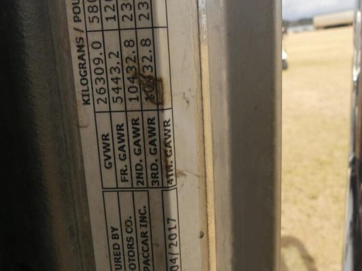 2018-peterbilt-389-image-20