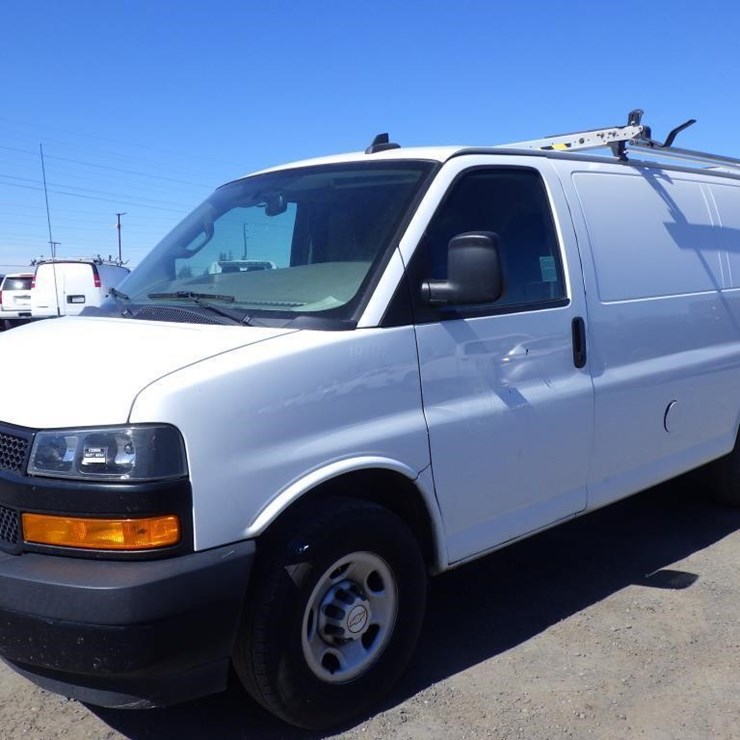 2018 CHEVROLET EXPRESS 2500