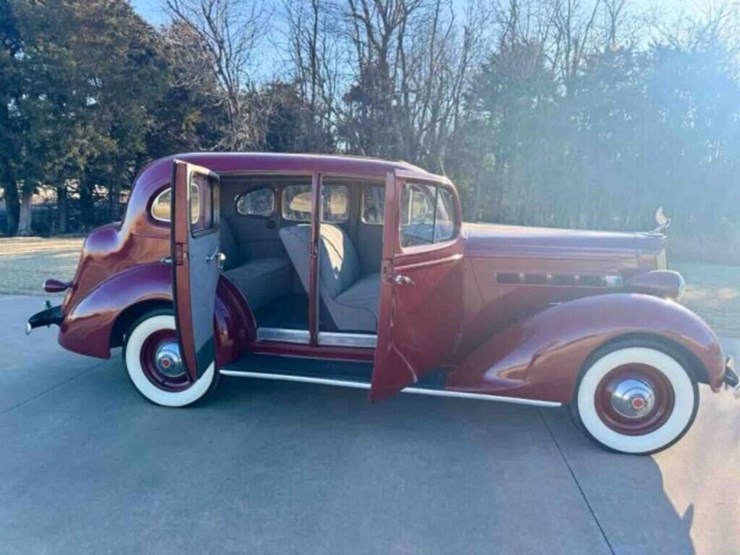 1937-packard-115c,-inline-6-engine-image-3