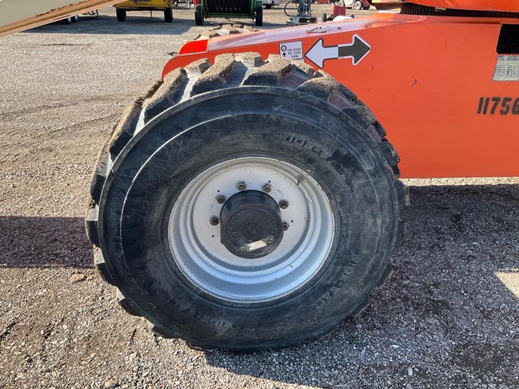 2004-jlg-600s-image-21