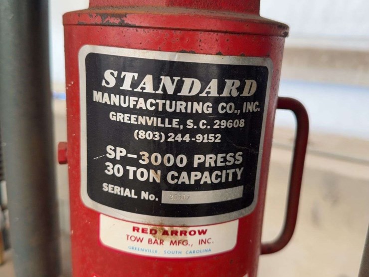 standard-manufacturing-30-ton-shop-press-image-7