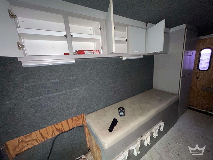 2001-ford-e450-image-25