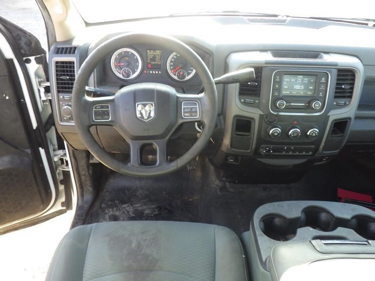 2018-dodge-2500-image-7