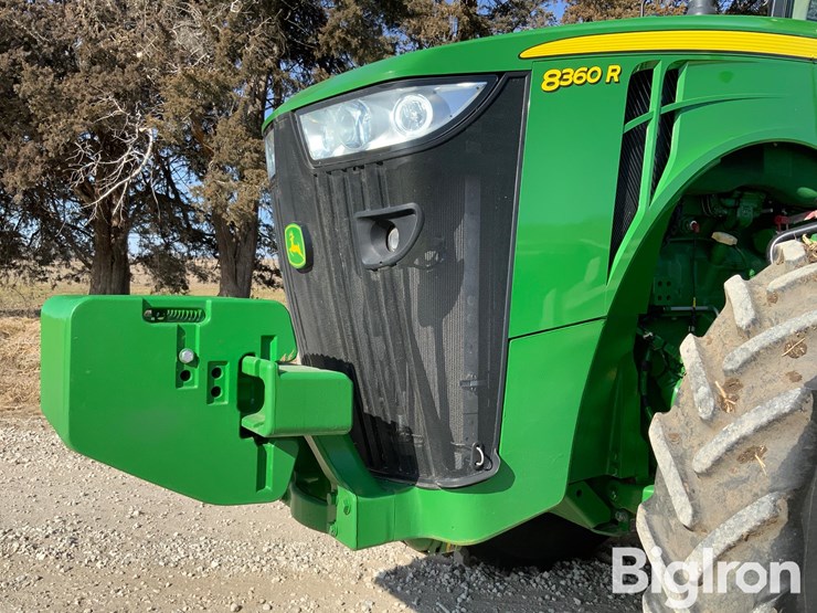 2013-john-deere-8360r-image-18