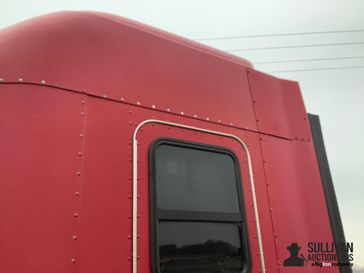 2009-kenworth-t660-image-14