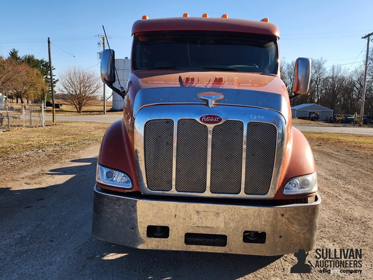 2007-peterbilt-387-image-2