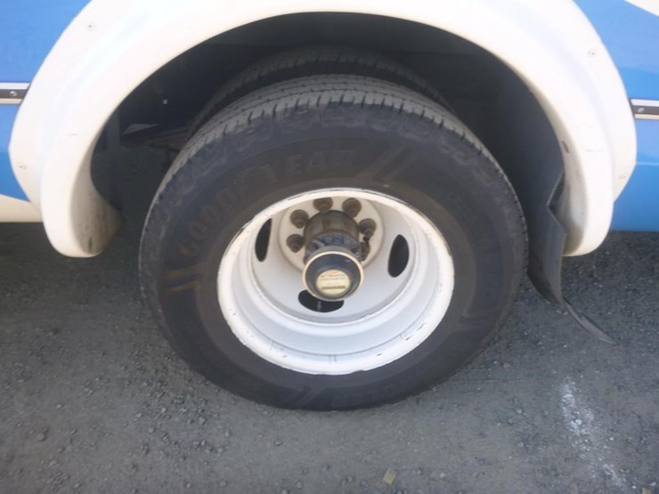 2014-ford-e450-image-15