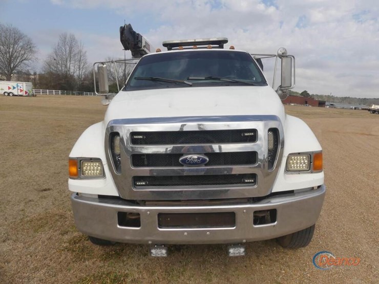 2006-ford-f650-image-1