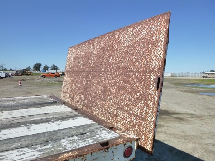 1993-international-4700-image-16