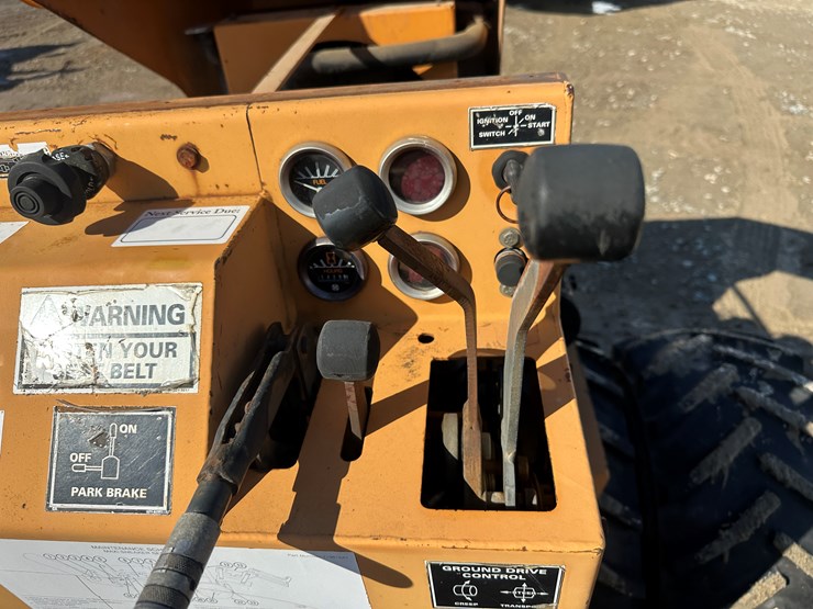 case-maxi-sneaker-image-43