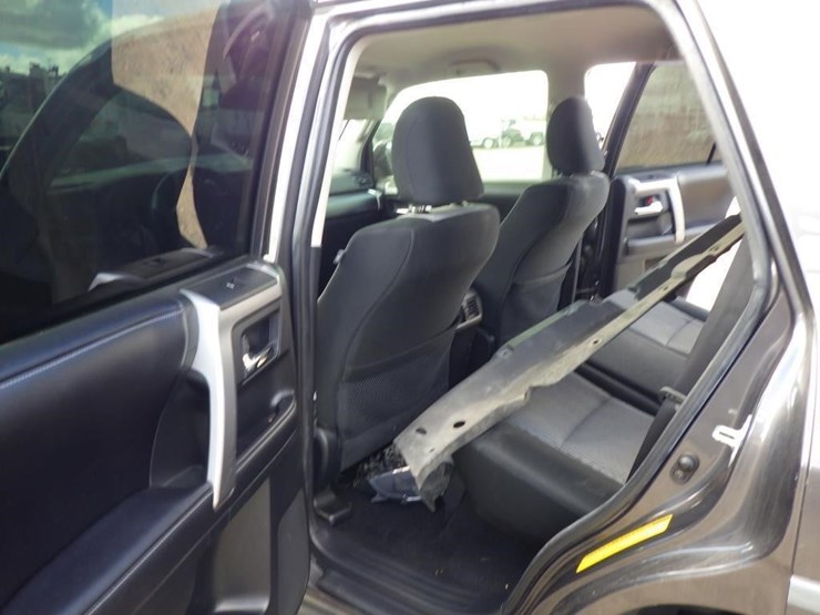 2016-toyota-4-runner-image-7