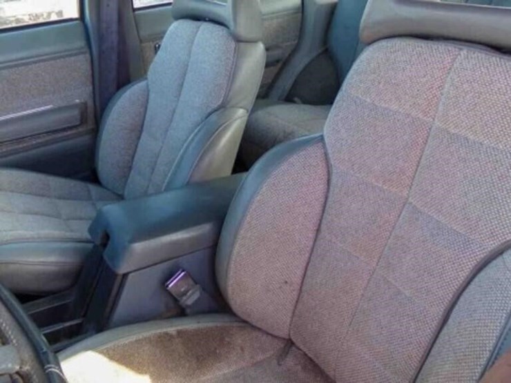 1989-jeep-cherokee-image-16