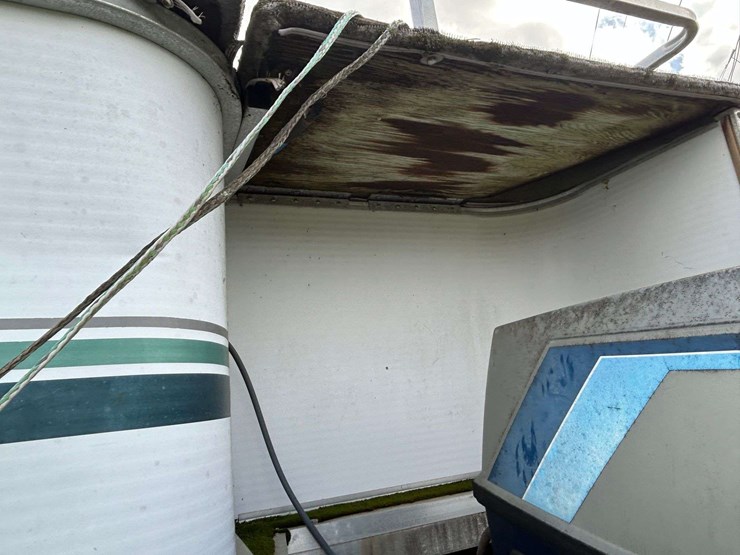 1993-sweetwater-pontoon-boat-(no-trailer)-image-23