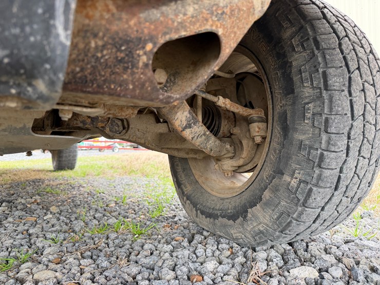 2005-chevrolet-silverado-1500-image-13