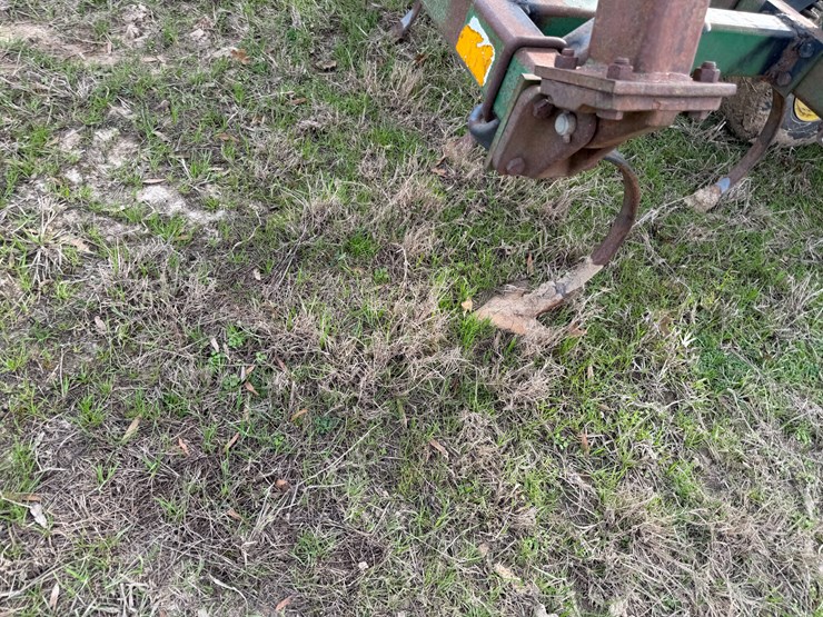 john-deere-38-image-36