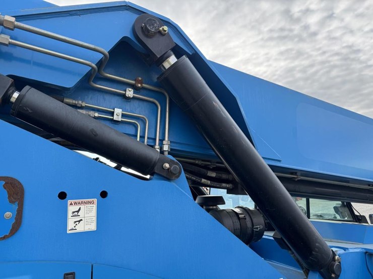 2014-genie-gth1056-image-17