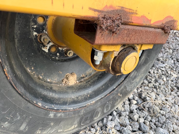 #41047-•-w&a-manufacturing-894-levee-seeder-and-packer-image-13