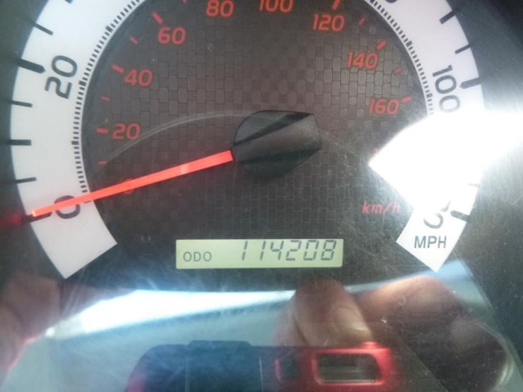 2014-toyota-tacoma-image-19