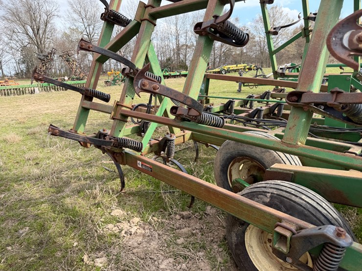 john-deere-40-image-32