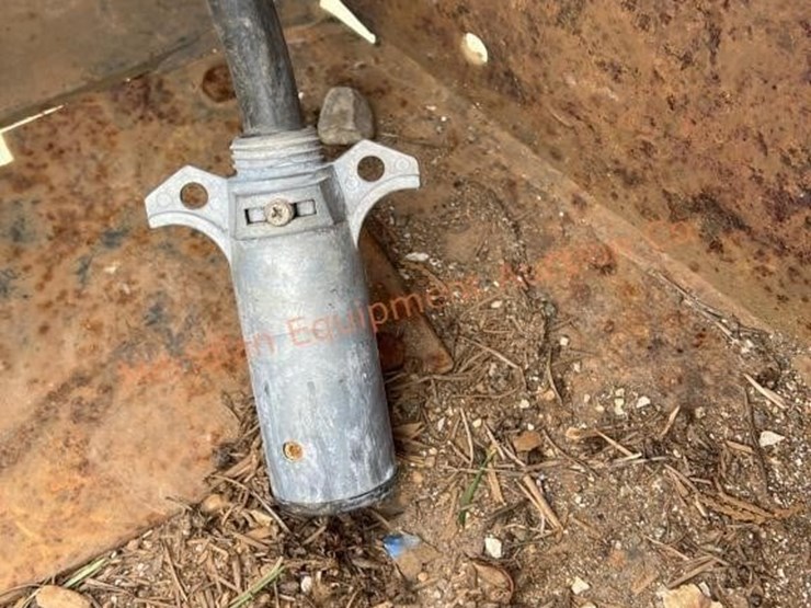 1985-international-22'-t/a-flatbed-utility-trailer-image-12