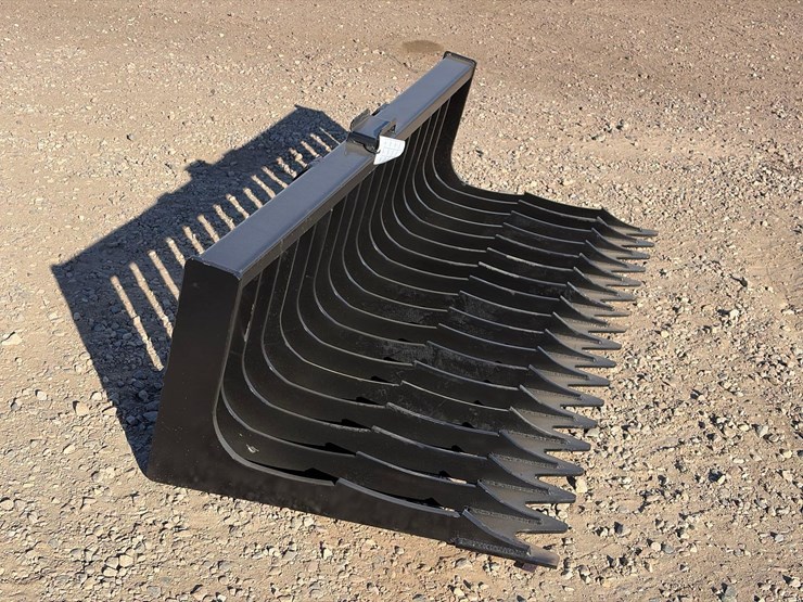 skeleton-bucket-low-side-image-2