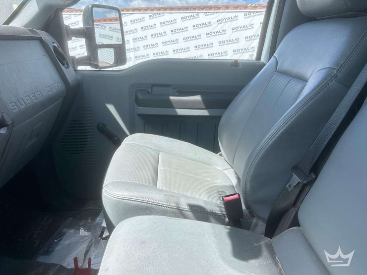 2016-ford-f450-image-15