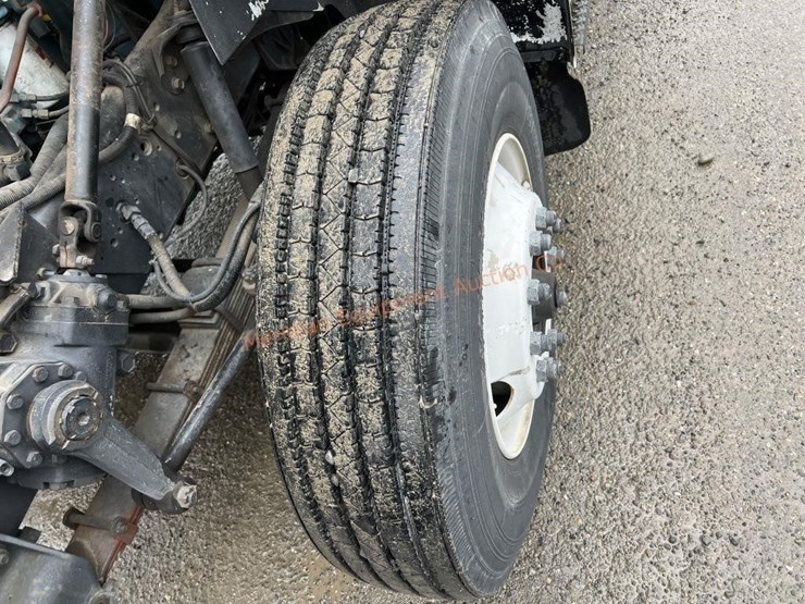 1999-international-4000-image-10