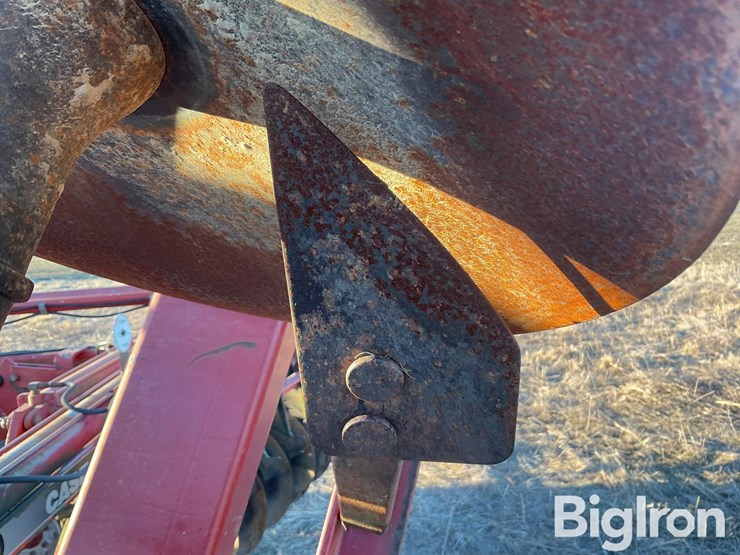 case-ih-3950-image-16