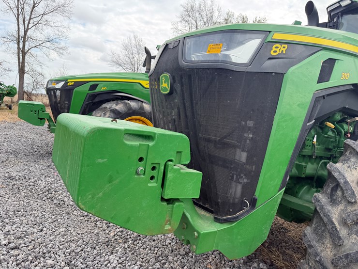 2023-john-deere-8r-310-image-34