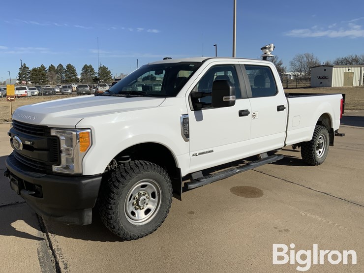 2017-ford-f350-image-1