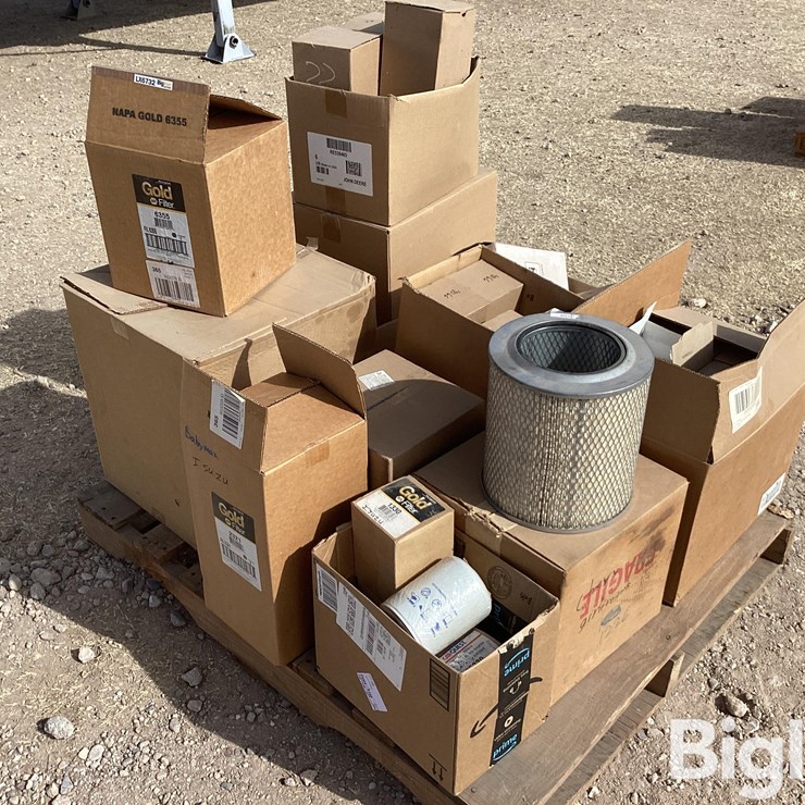 Baldwin / NAPA / Case Oil & Air Filters