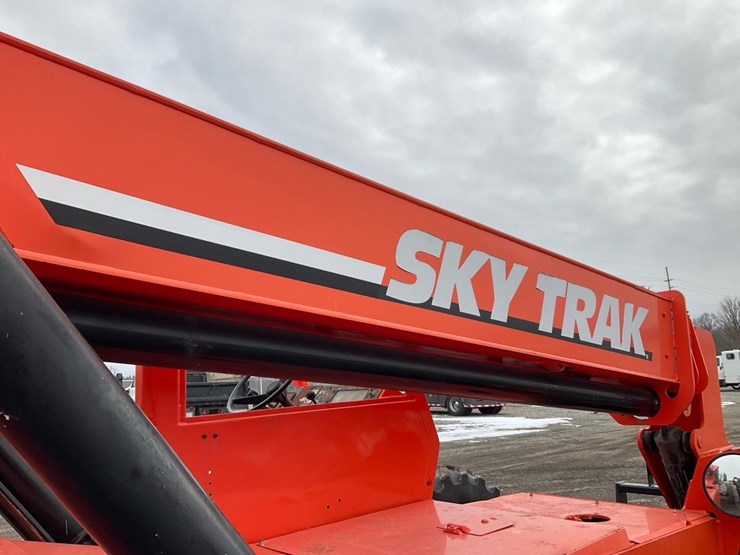 1999-sky-trak-6036-image-47
