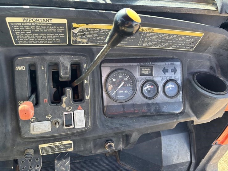 kubota-rtv900-image-15