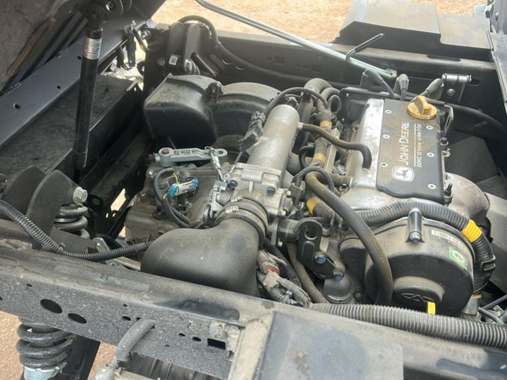 2020-john-deere-2020-image-36