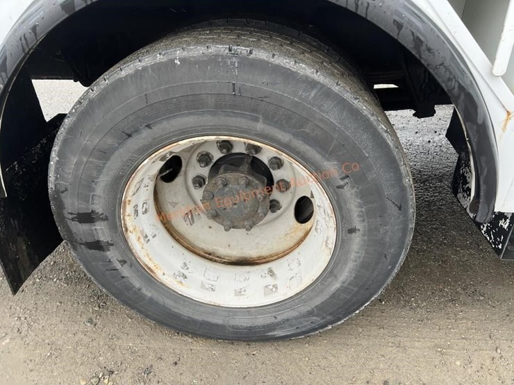 1999-international-4000-image-13