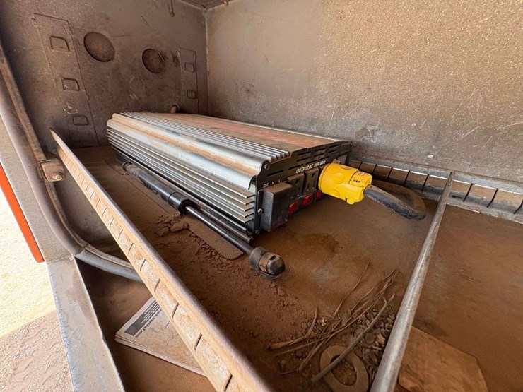 2004-international-durastar-4300-image-27