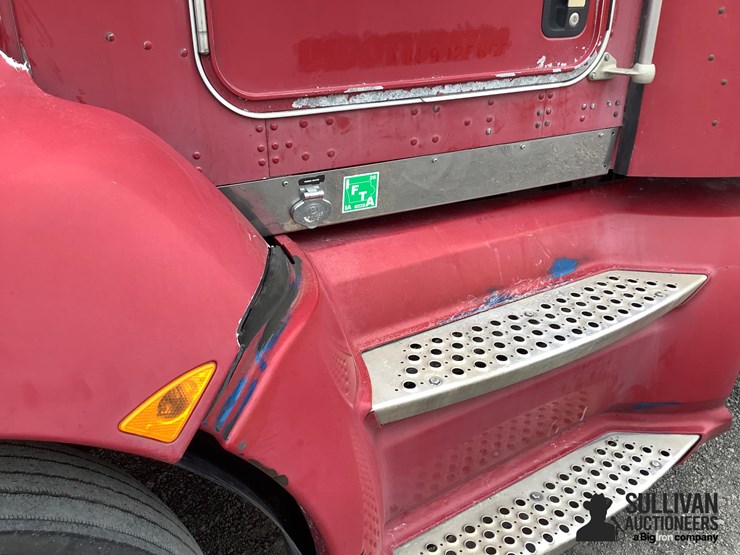 2009-kenworth-t660-image-16