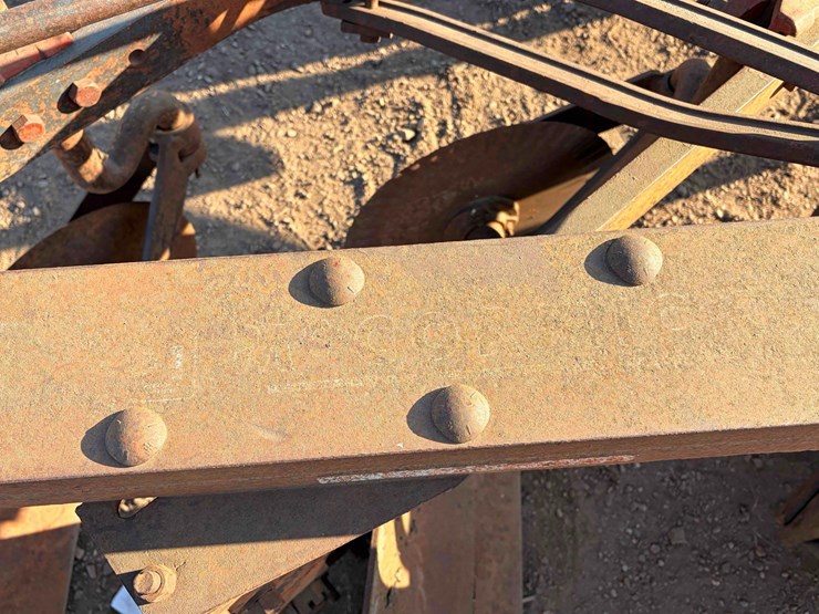 mccormick-3-bottom-plow-image-6