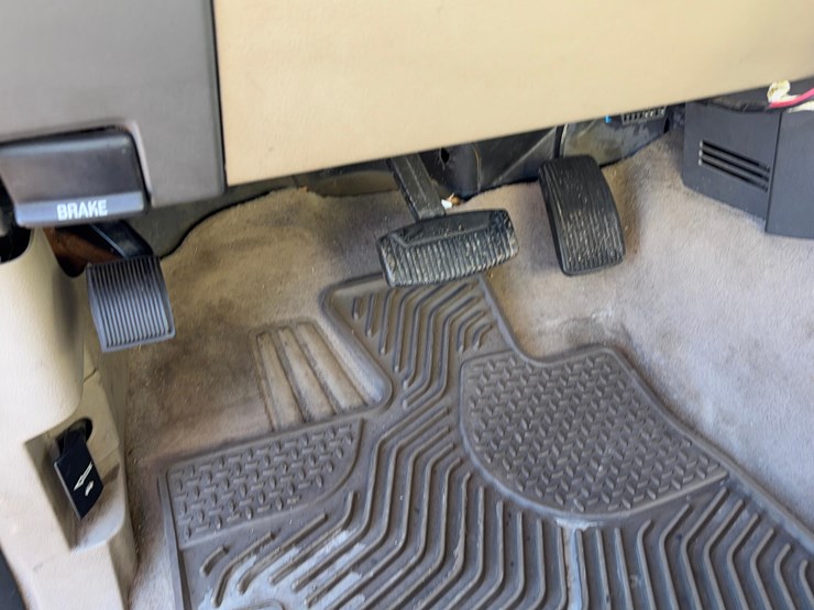 2004-ford-f150-image-21