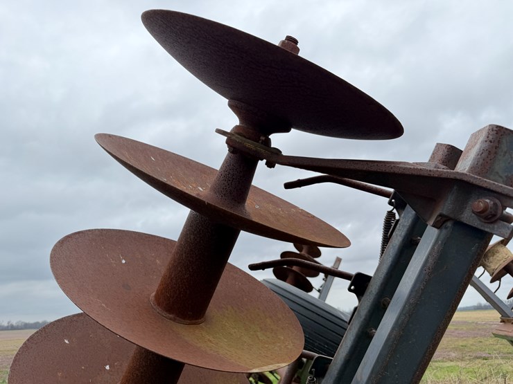 john-deere-630-image-44