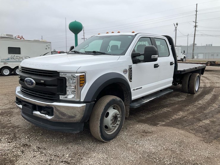 2019-ford-f550-xl-image-1