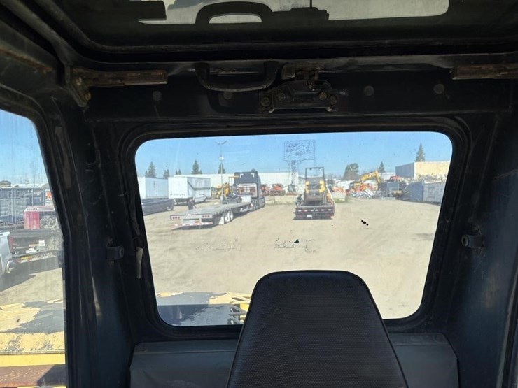 komatsu-pc60-7-image-34