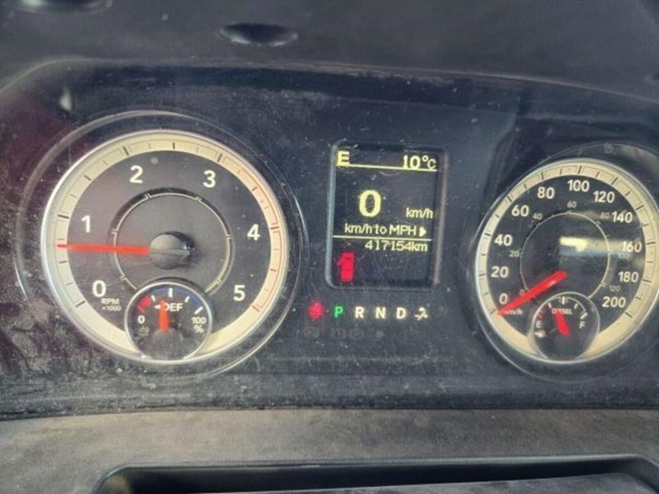 2018-dodge-2500-image-8