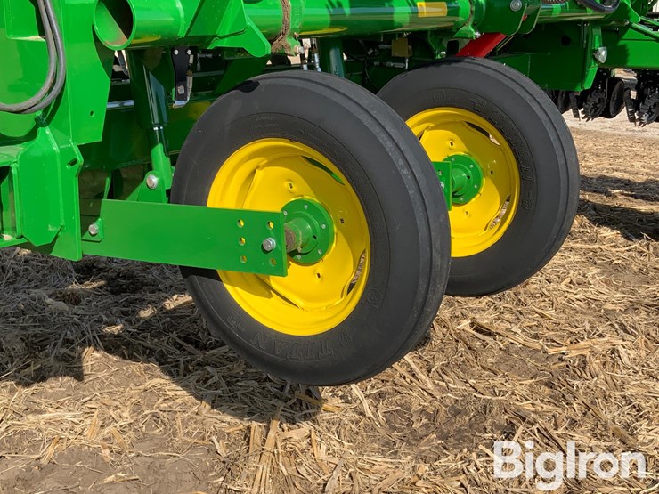 2023-john-deere-1795-image-19