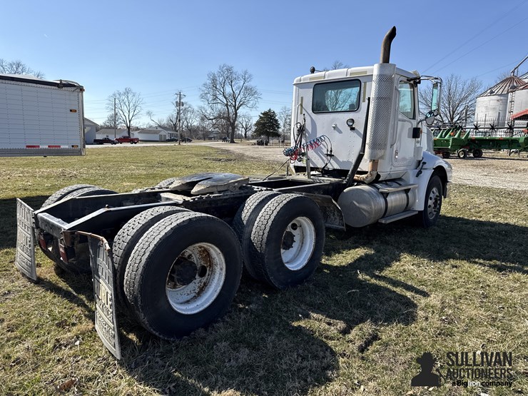 2004-international-9200-image-5