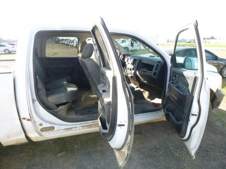 2014-dodge-1500-image-20