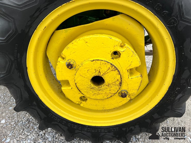 1990-john-deere-770-image-10