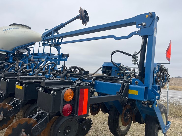 kinze-3605-image-24