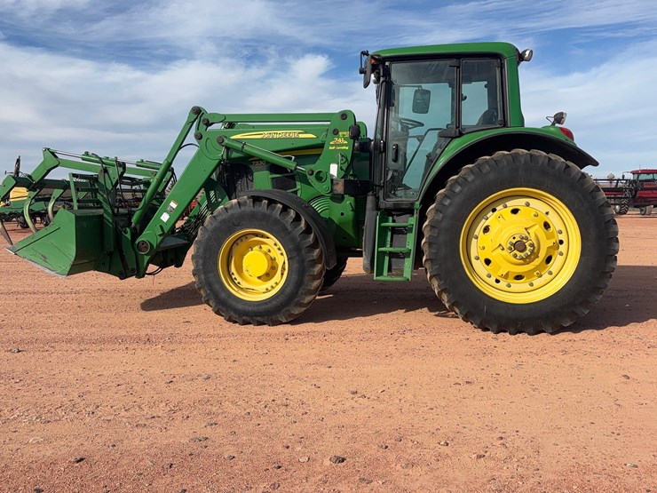 2008-john-deere-7330-premium-image-8
